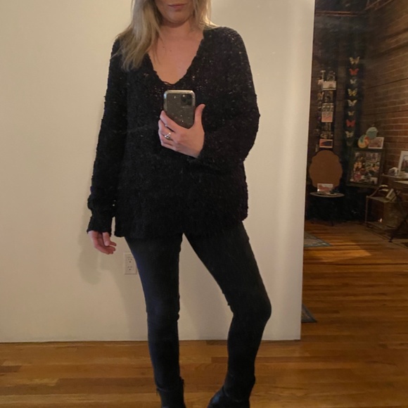 Free People Oversized Distressed Black crochet Sunday Shore Sweater Sz small - Picture 6 of 11